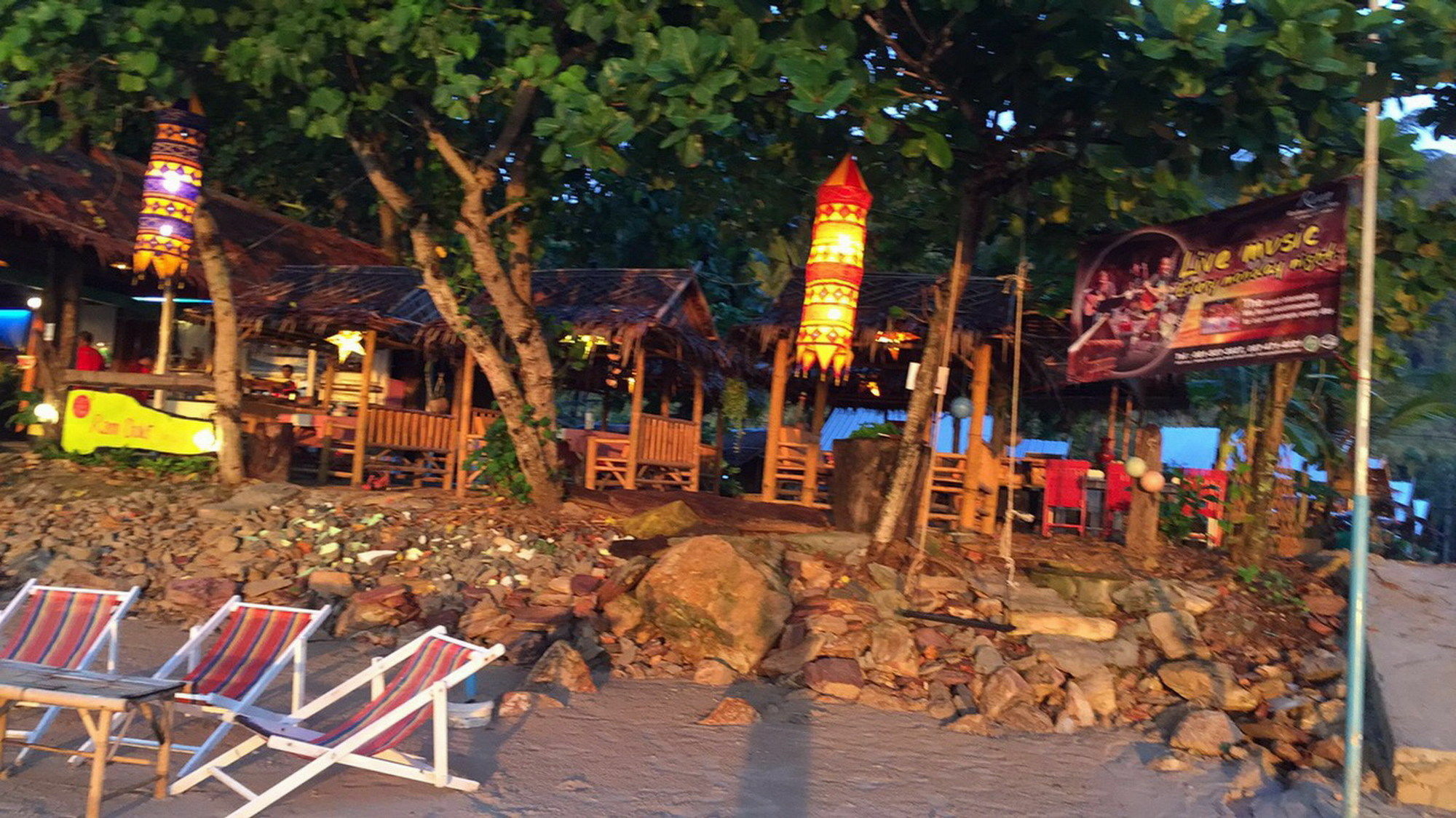 Rann Chalet Beach Side Ko Lanta Kültér fotó